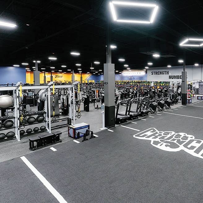 Crunch FItness Turf